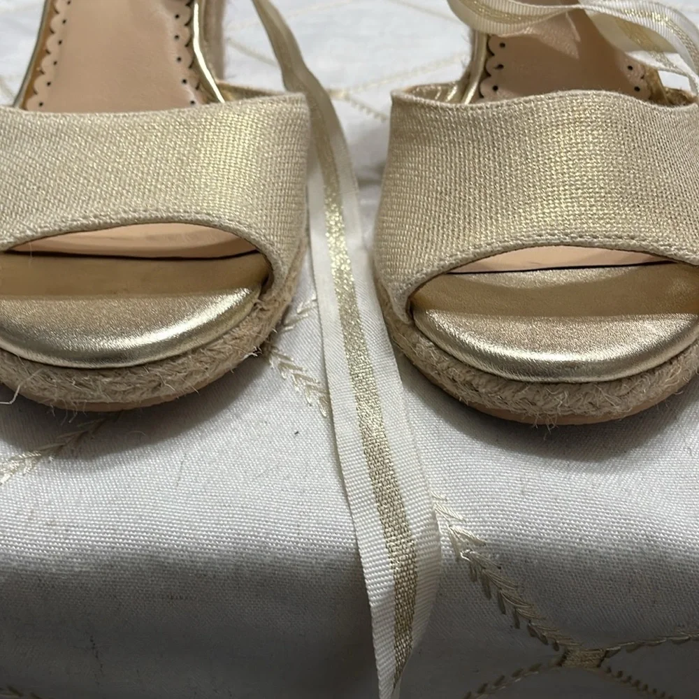 Lilly Pulitzer Size 7.5 - Picture 3 of 7